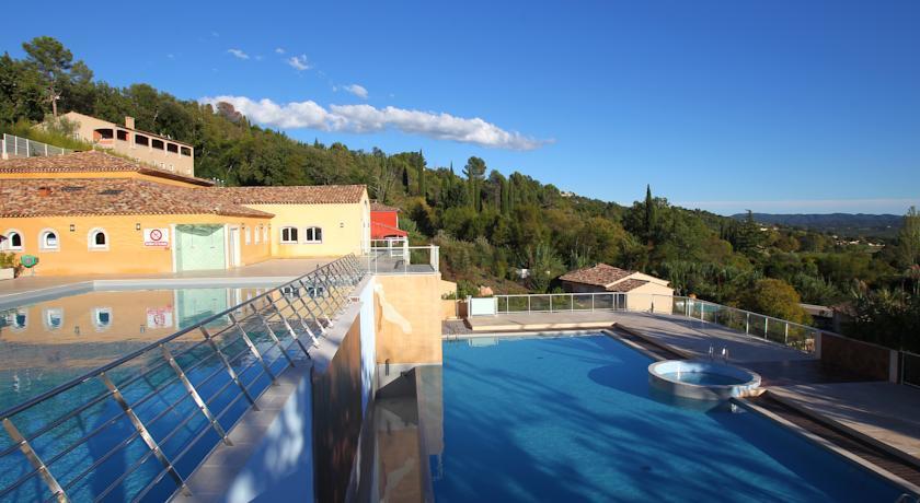 Maison Dans Resort & Spa Callian  Buitenkant foto